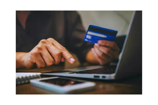 Acumule milhas de forma inteligente com cartões de crédito aliados a investimentos