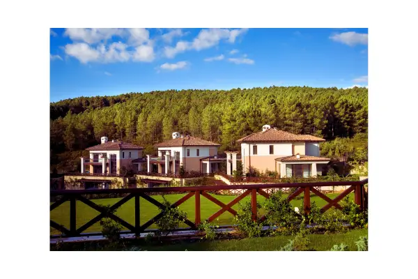 Refúgio perfeito: conforto e contato com a natureza em hotel fazenda