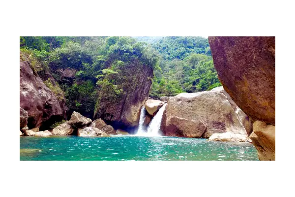 Cachoeira Lagoa Azul